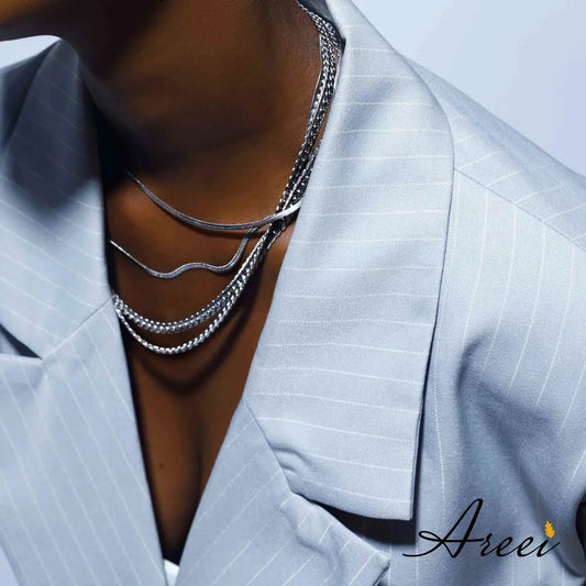 The Complete Guide to Layering Necklaces: Master the Art of Jewellery Stacking