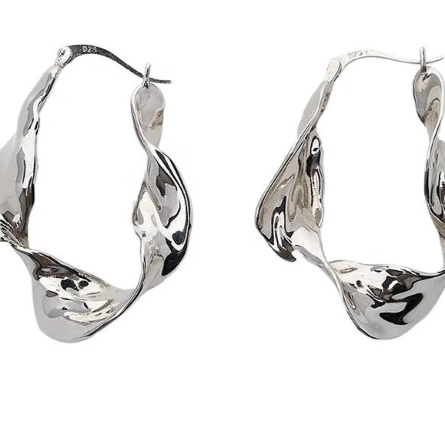 Minerva Hoop Earrings