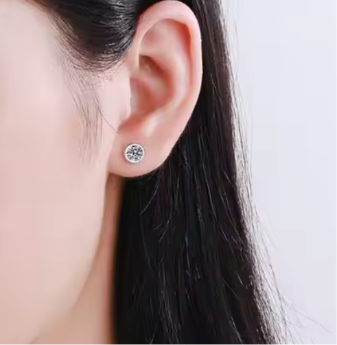 Dot Bezel Moissanite Stud Earrings