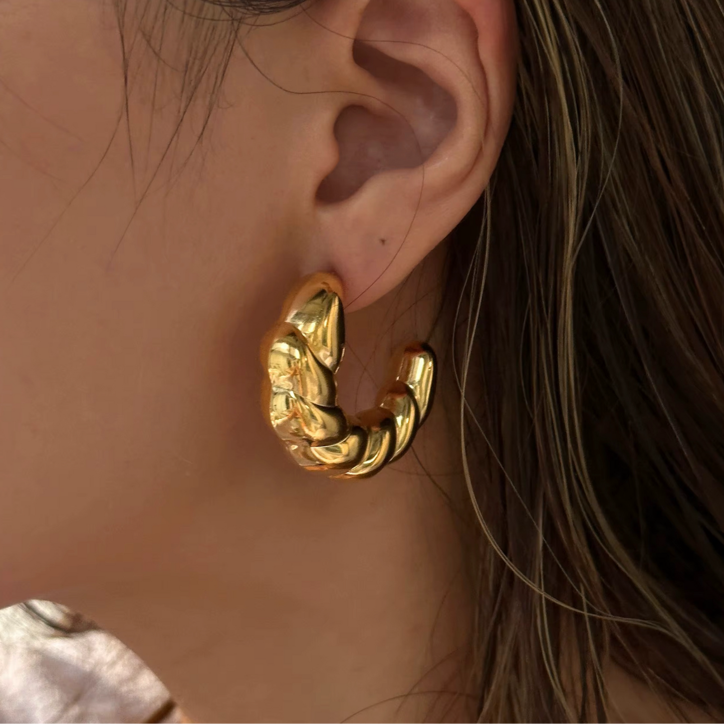 Ori Chunky Hoop Earrings