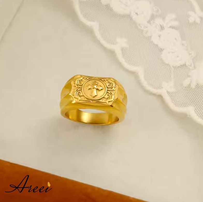 Vintage Gold Cross Ring