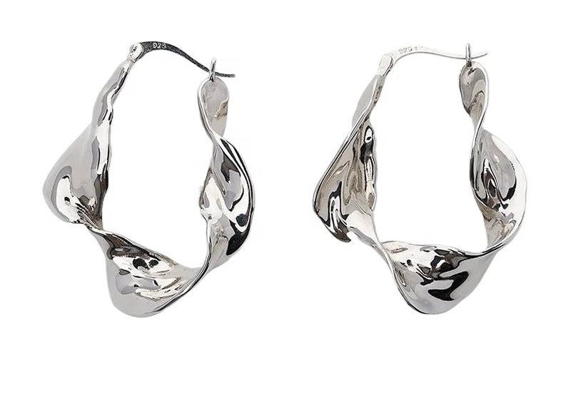 Minerva Hoop Earrings