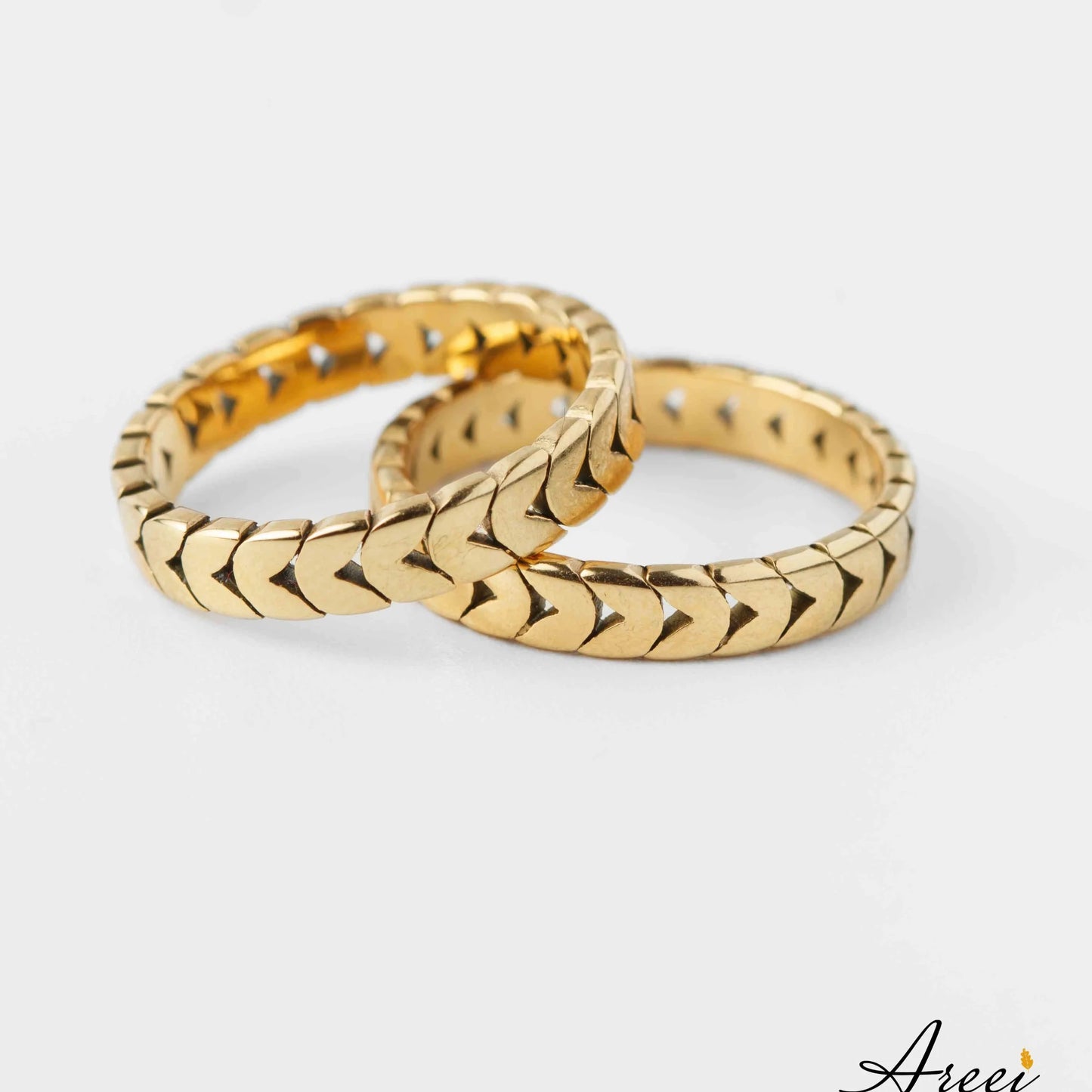 18k gold minimalist olive leaf band ring 