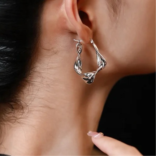 Minerva Hoop Earrings