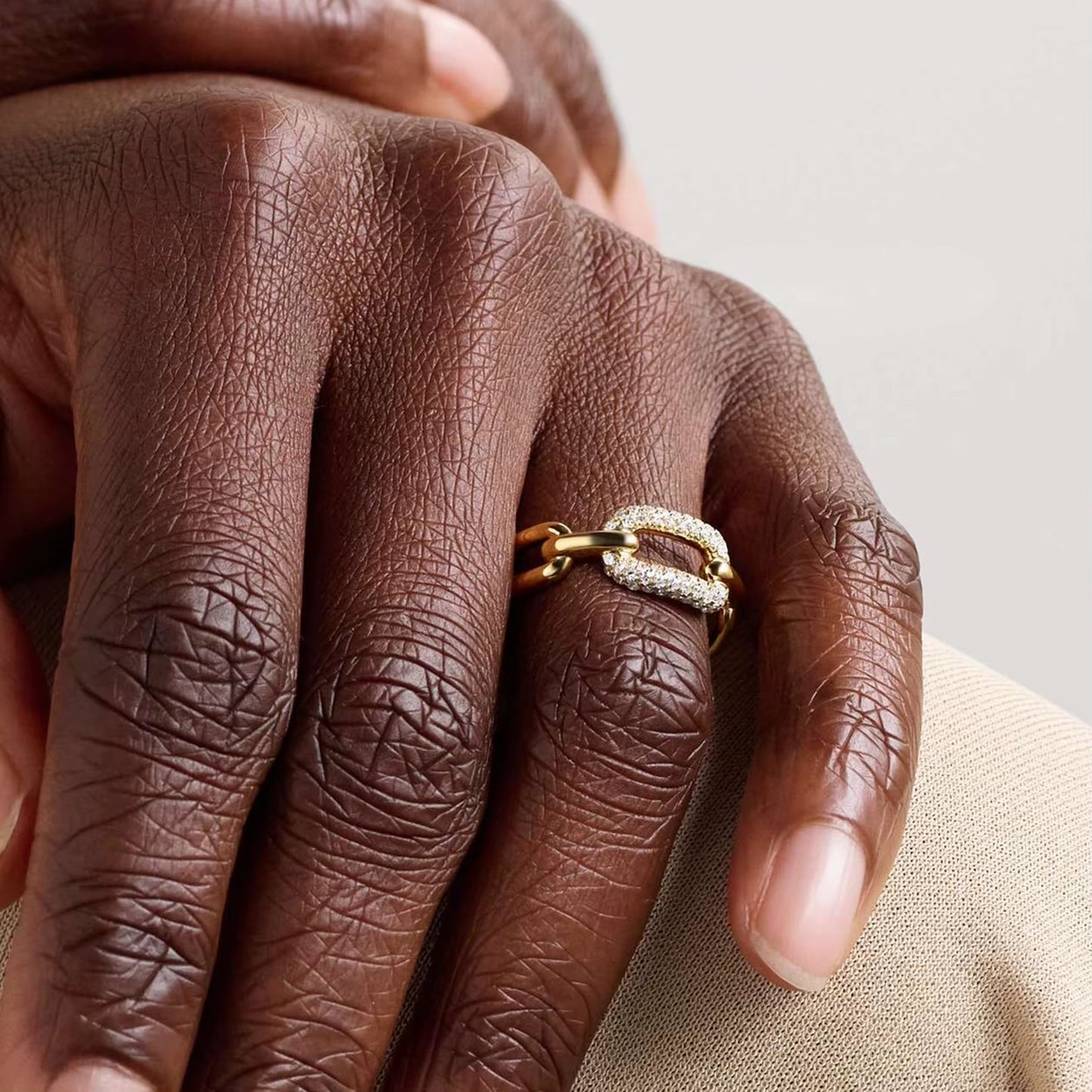 Close Link Strap Ring