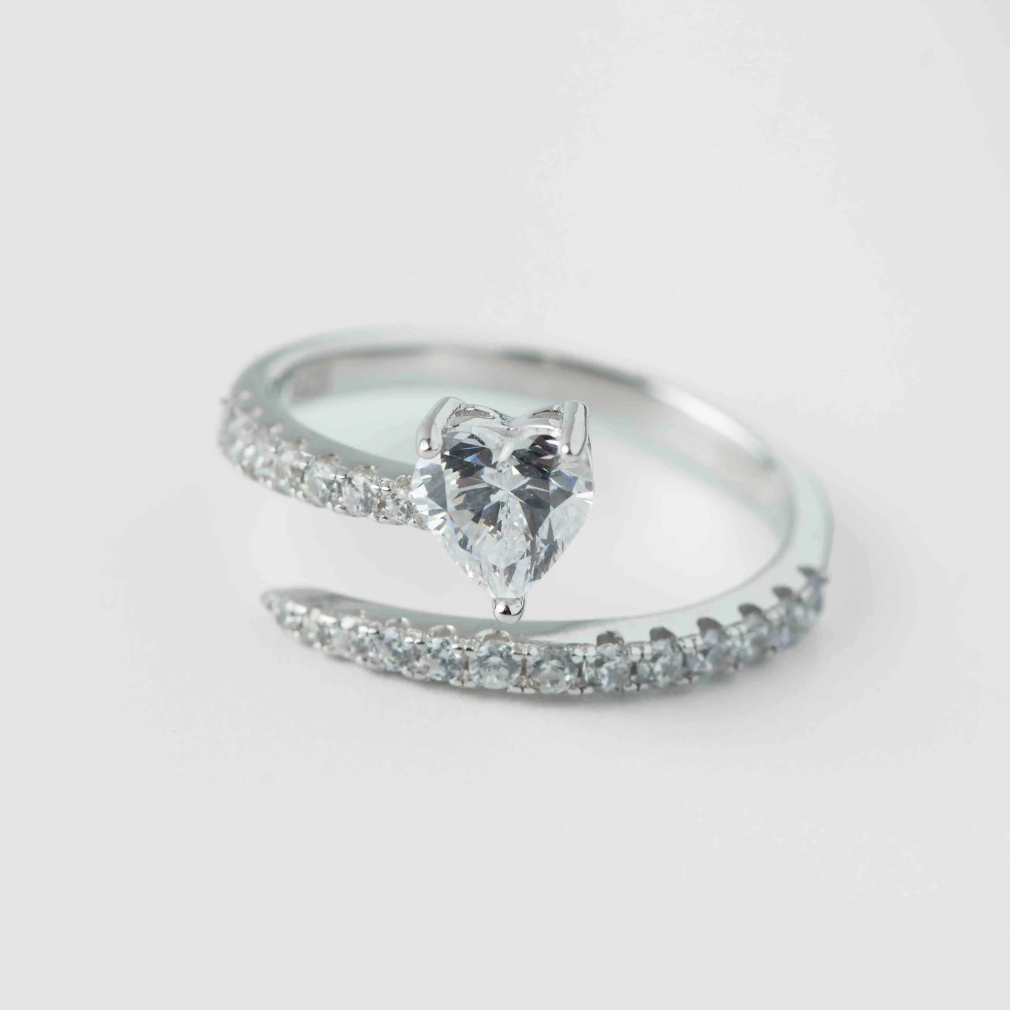 Cubic Zirconia silver heart ring