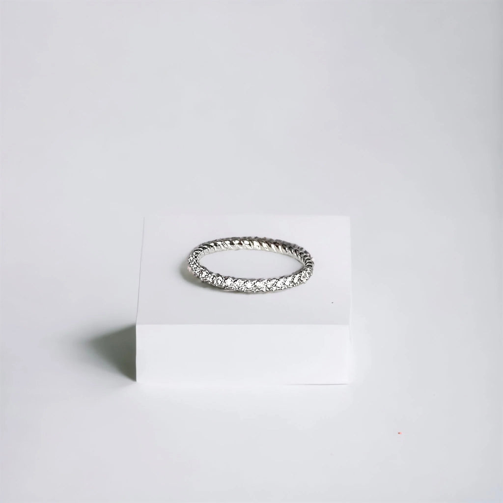 Minimal 2025 diamond ring