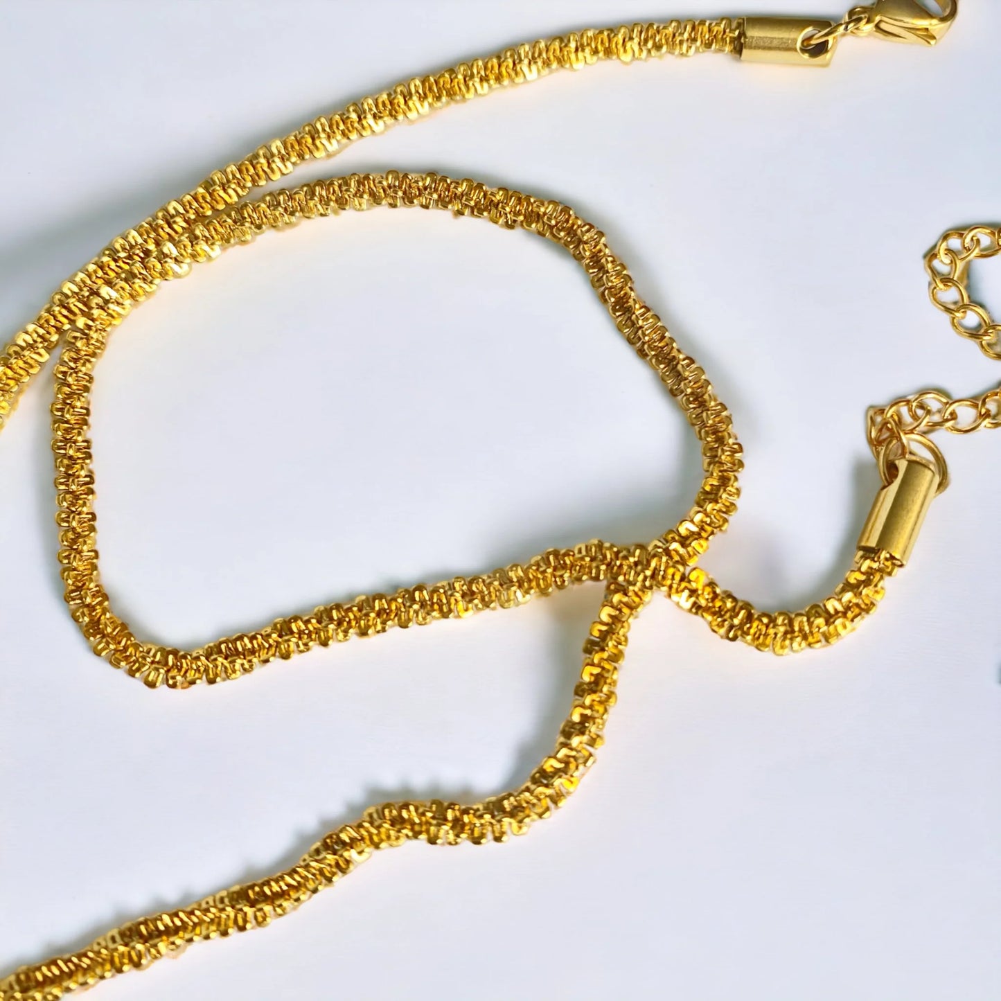 textured flute gold necklace