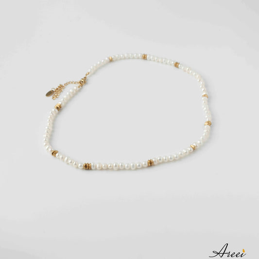 Freshwater pearl necklace with gold plated beads