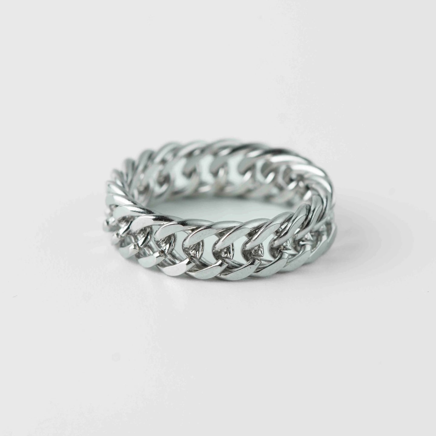 Single silver chunky chain ring