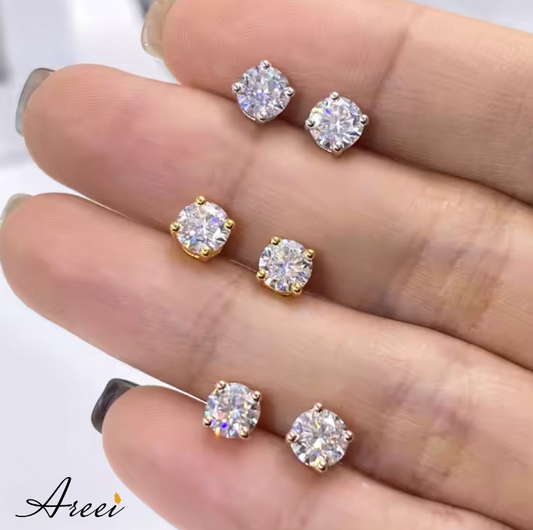 Louie Moissanite Stud Earring
